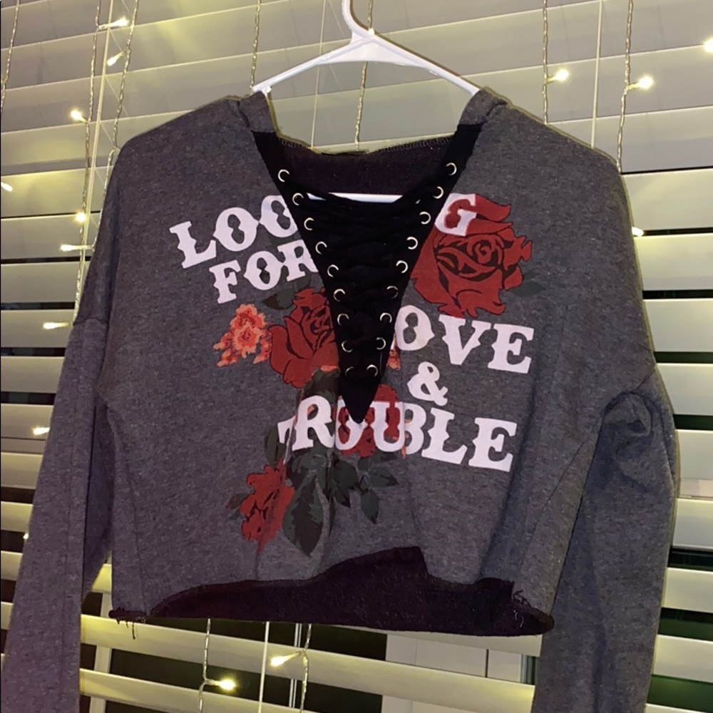 Cropped hoodie